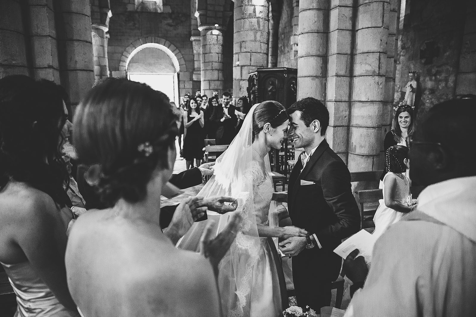 photographe-mariage-nievre-emotion-eglise-connexion-plaisir-joie-union-davidpommier