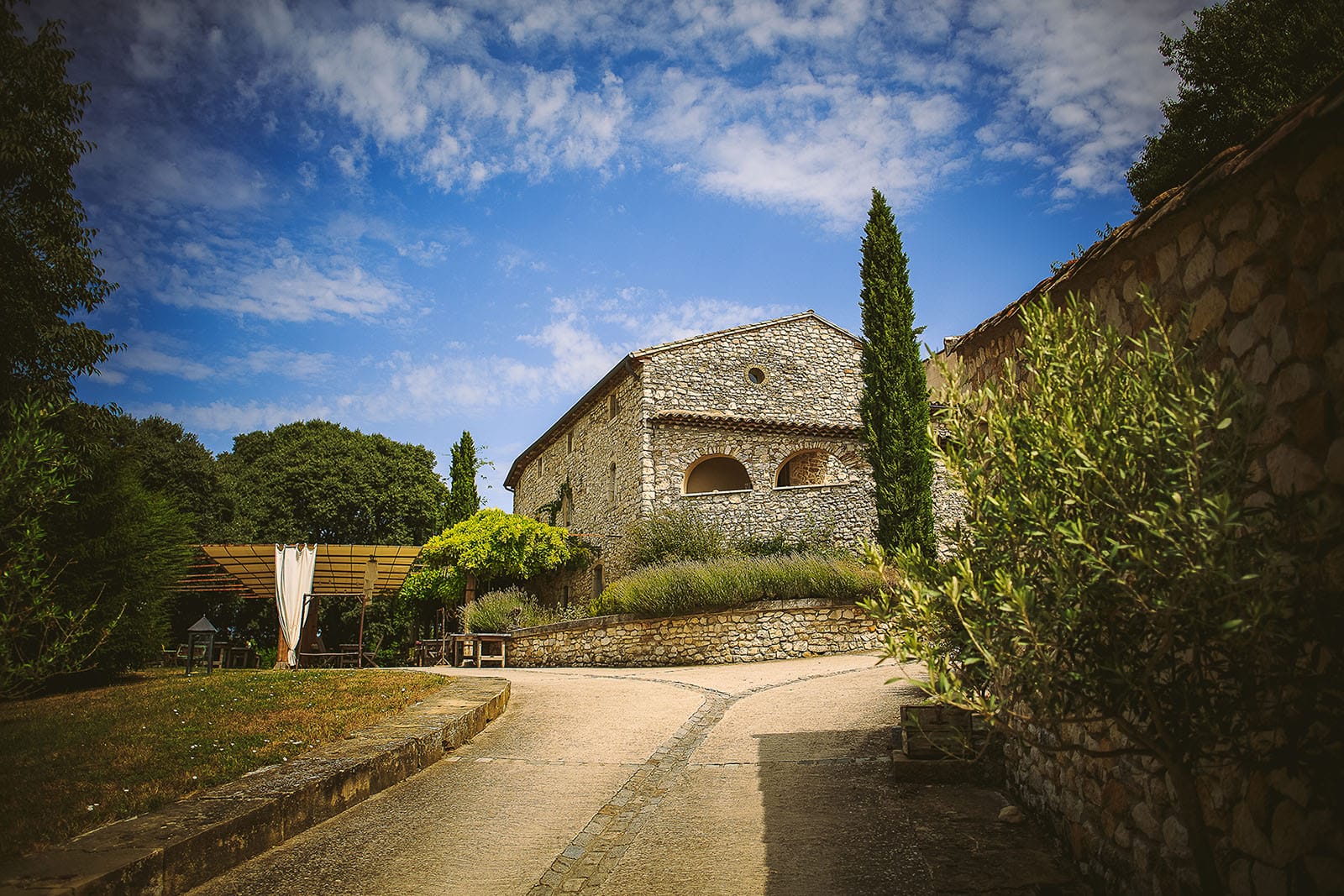 photographe-mariage-comptoir-saint-hilaire-brethmas-ales-nimes-sud-emotion-soleil-joie-lumiere-davidpommier (1)