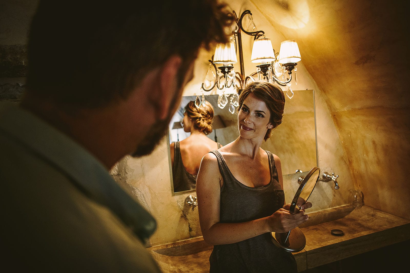 Mariage au Comptoir Saint Hilaire. Coiffure de la mariée