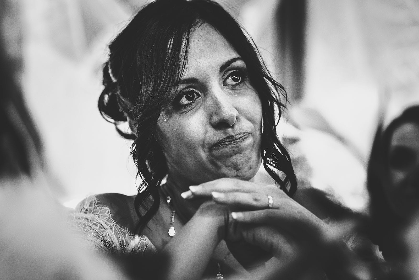 Mariage Villa Quélude David Pommier photographe de mariage. L'émotion et les larmes de la mariée