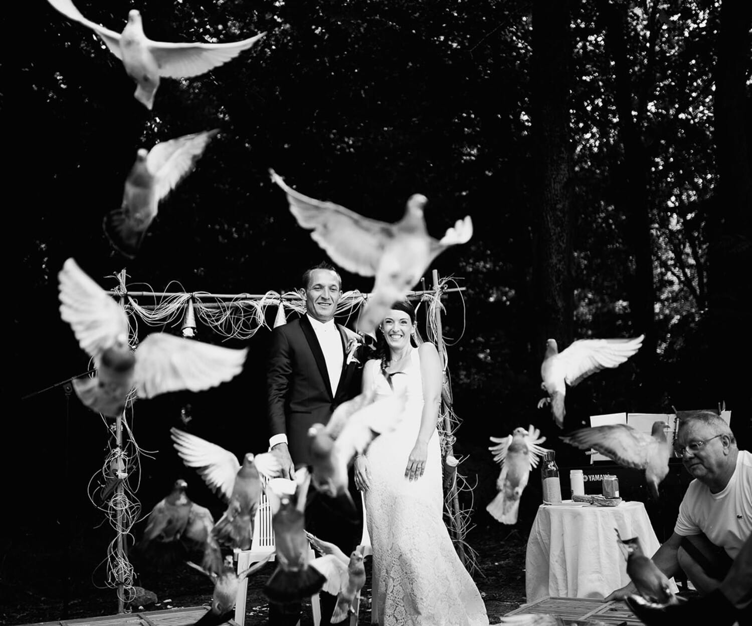 Mariage au château de Bisseret depuis saint Barthélémy lacher de pigeon