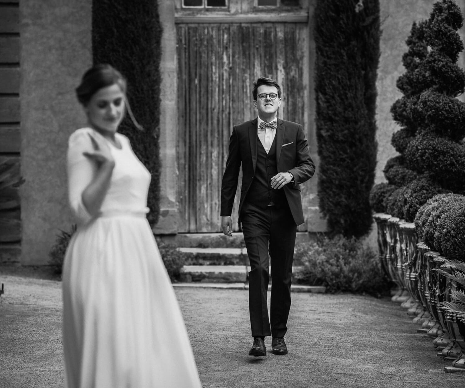 Reportage photo de mariage à Lyon - Manoir de la Garde. Photo de couple