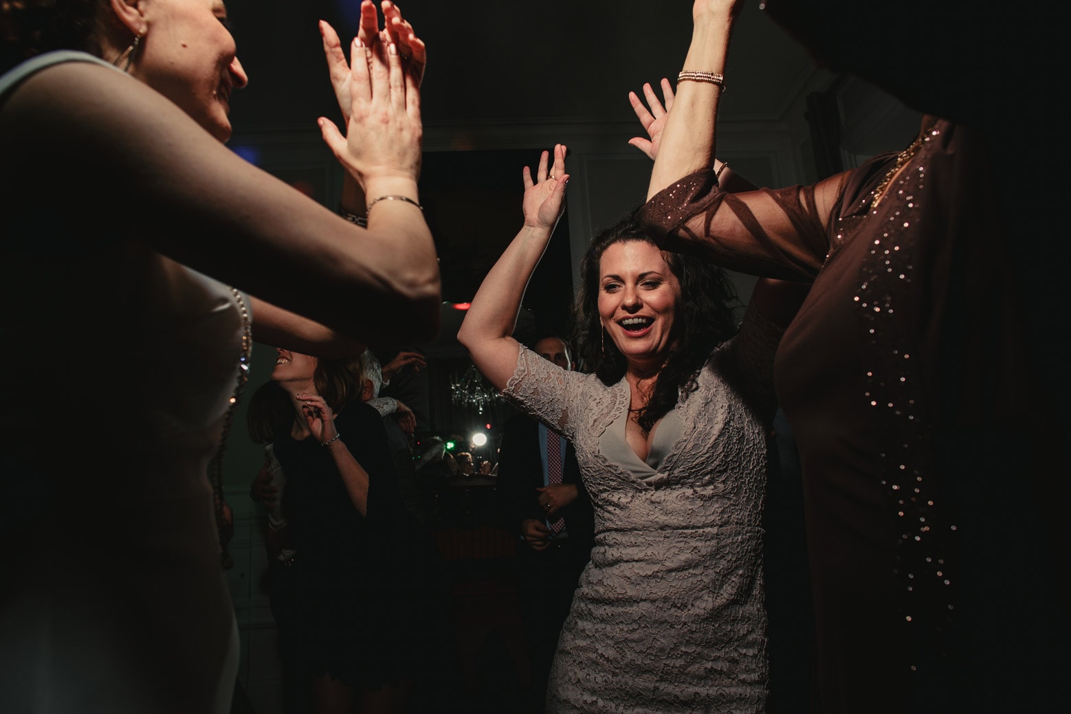 video-mariage-photographe-clermont-ferrand-puy-de-dome-new-york-(68) Reportage entre New York et Clermont Ferrand, un élégant mariage