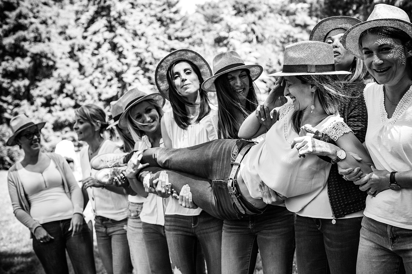evjf-lyon-parc-de-la-tete-d-or-photographe-david-pommier-(310-sur-319) Enterrement de vie de jeunes filles à Lyon