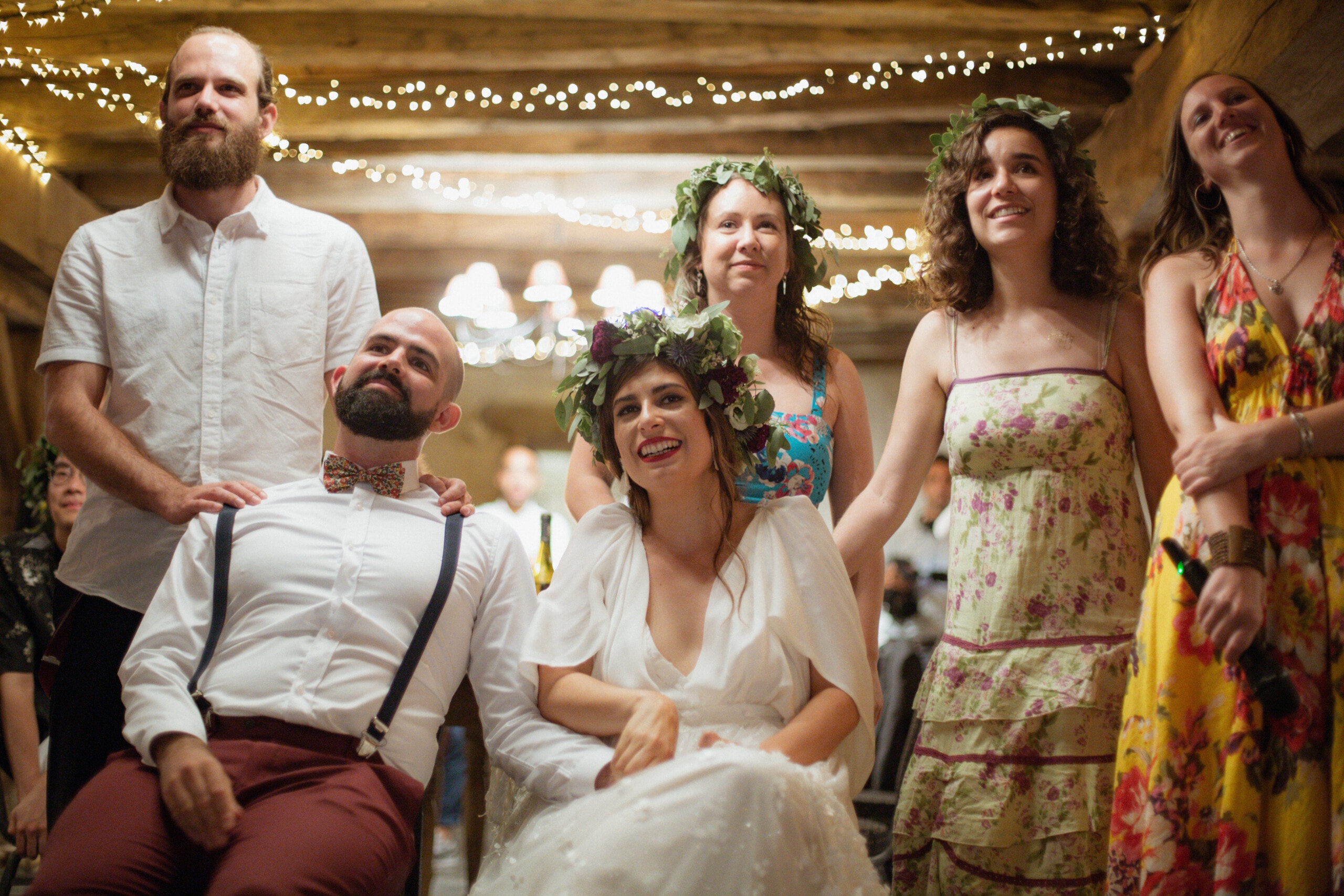 @davidpommier-photographe-mariage-chateau-de-planchevienne (1 sur 1)-68 Les mariés et leurs témoins durant la soirée de mariage