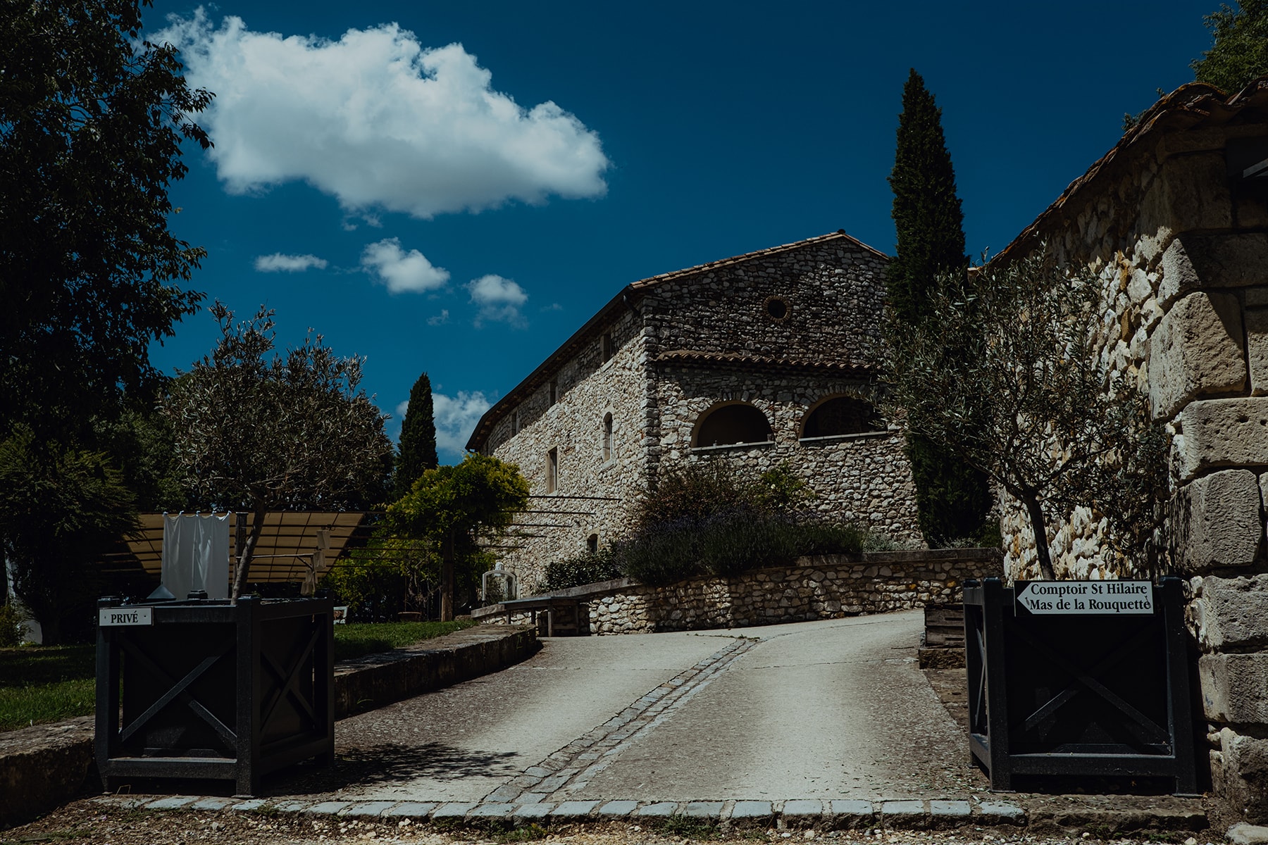 reportage-mariage-comptoir-saint-hilaire-brethmas-photographe-david-pommier (10 sur 1152) Reportage de mariage au Comptoir Saint Hilaire