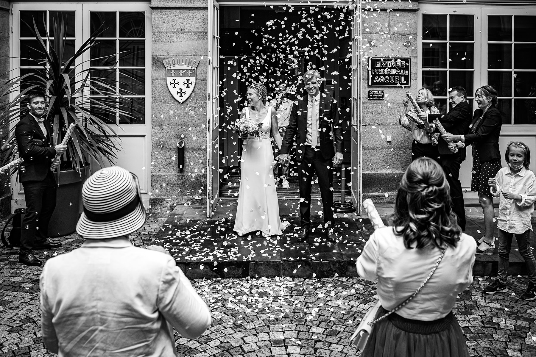 mariage-chateau-d-embourg-souvigny-mairie-moulins-photographe-reportage-david-pommier (328 sur 853) Reportage de mariage au château d'Embourg