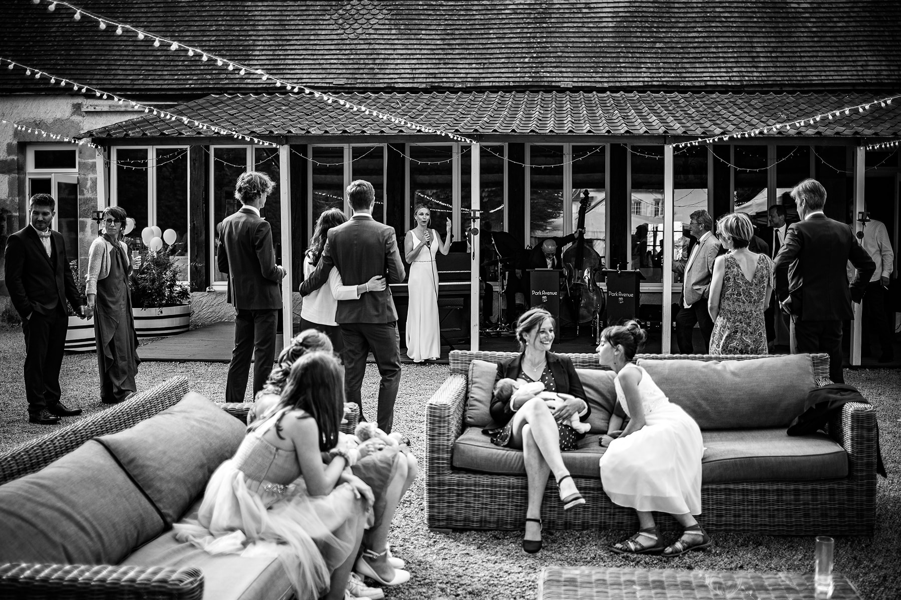 mariage-chateau-d-embourg-souvigny-mairie-moulins-photographe-reportage-david-pommier (543 sur 853) Reportage de mariage au château d'Embourg