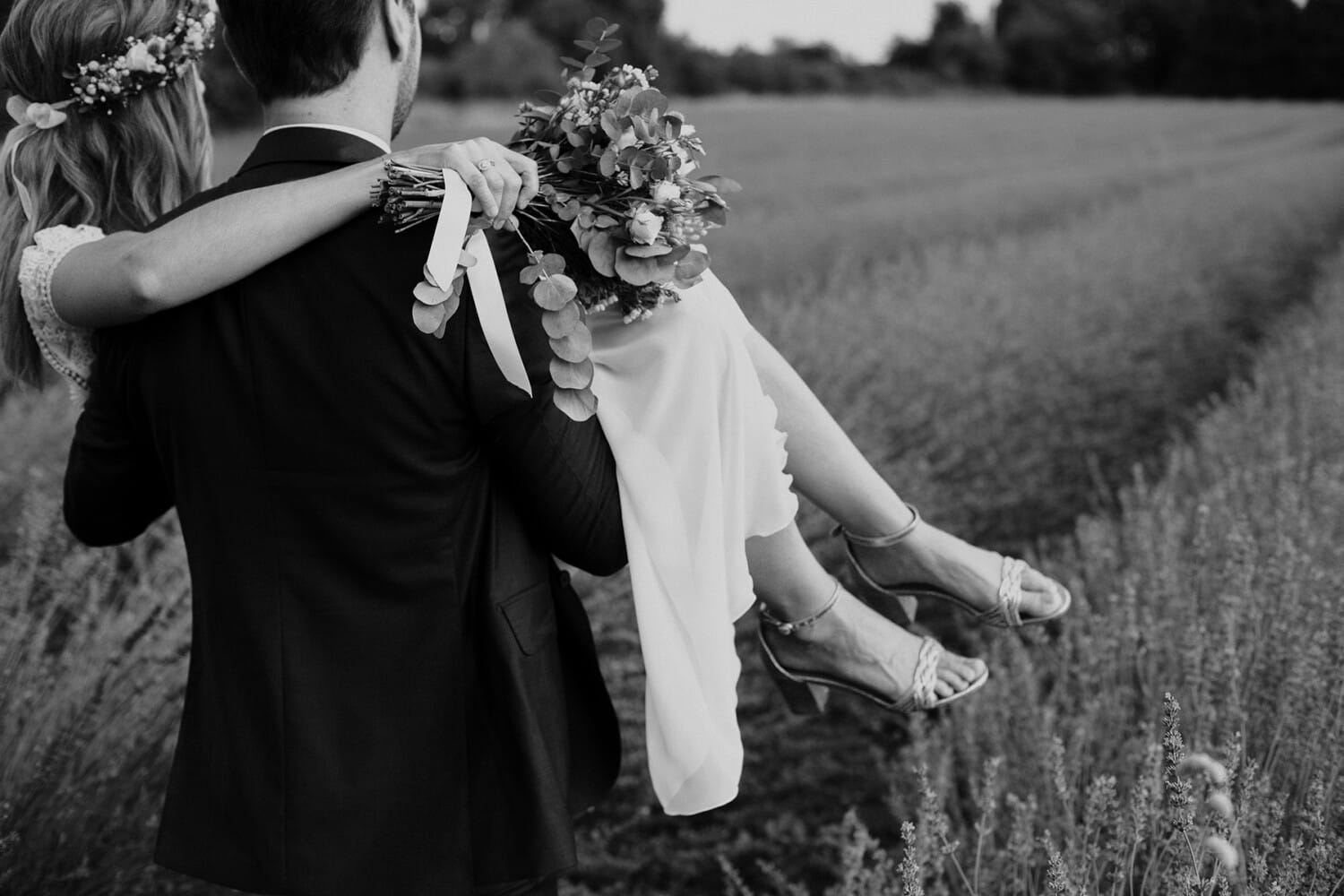 Pourquoi Mai Est le Mois Parfait pour Planifier et Photographier un Mariage