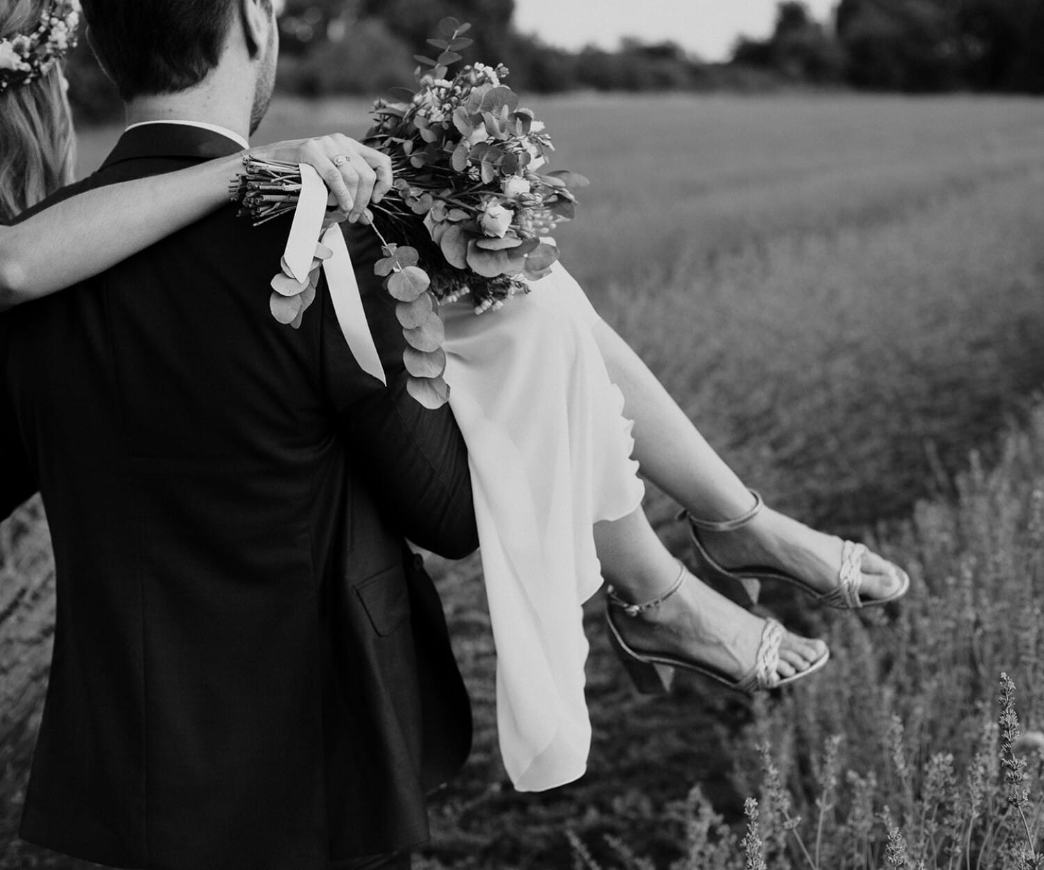Pourquoi Mai Est le Mois Parfait pour Planifier et Photographier un Mariage