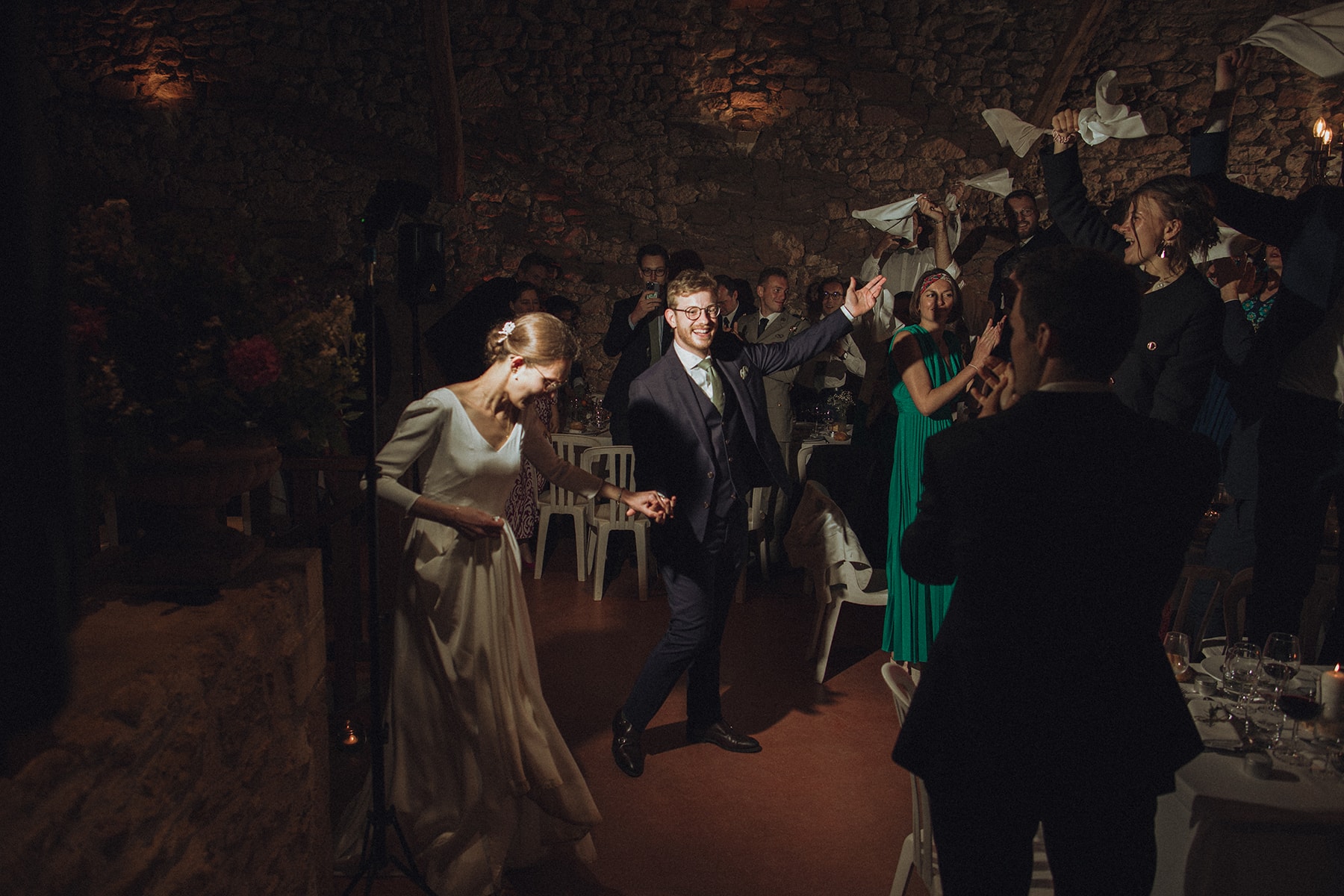 @castillealma-Photographe-mariage-JM240601-Full-784 Photographe de mariage pendant la soirée