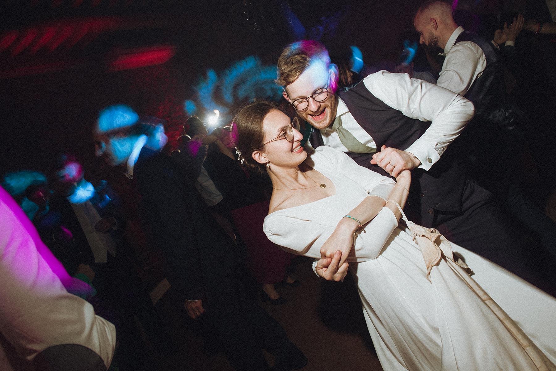 photographe-de-mariage-a-lyon (1898 sur 1937) Le dance floor des soirées de mariage