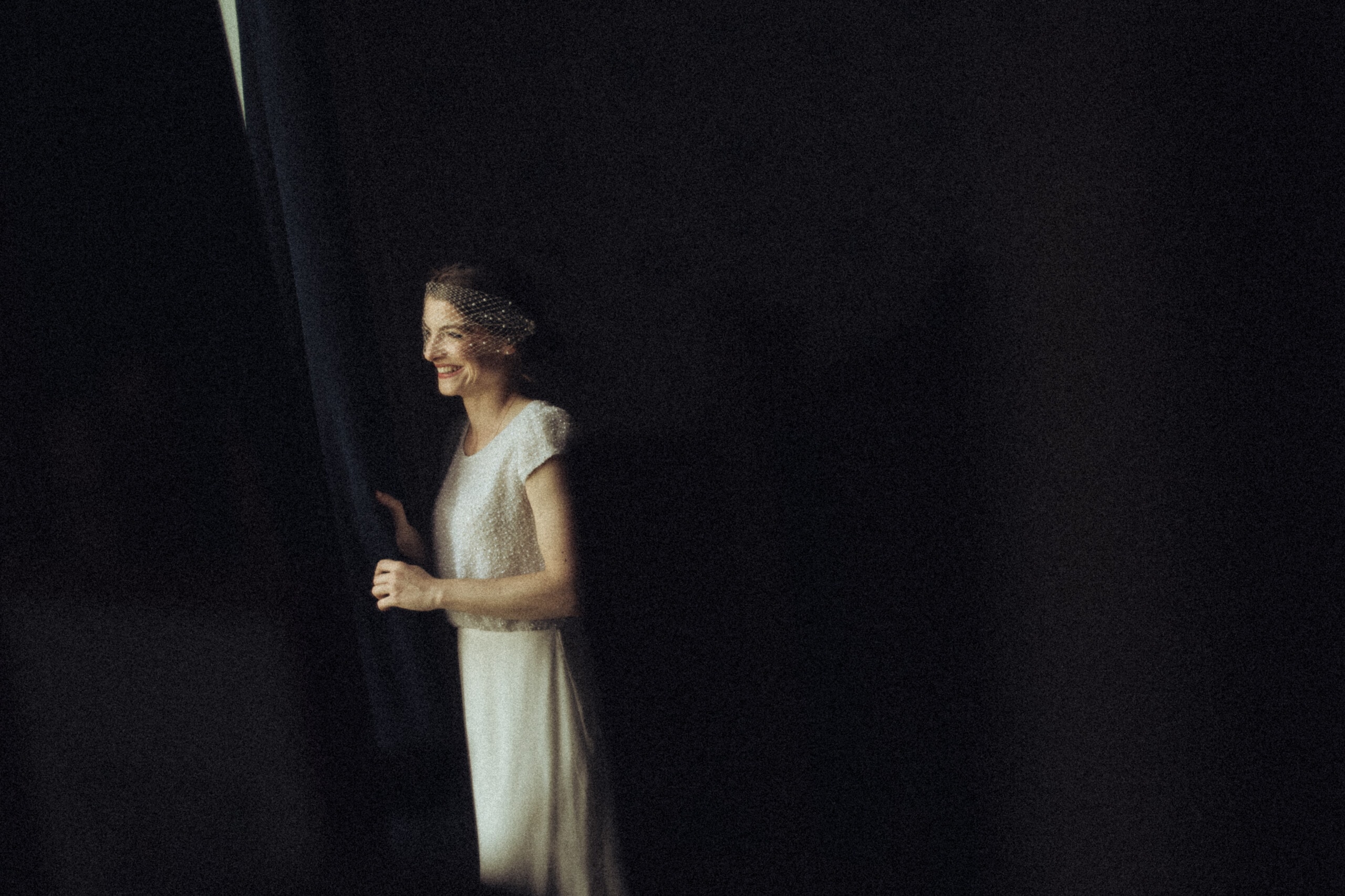 @pommierdavid-photographe-de-mariage-en-isere-beaurepaire (246 sur 1480) Mariage dans la maison familiale